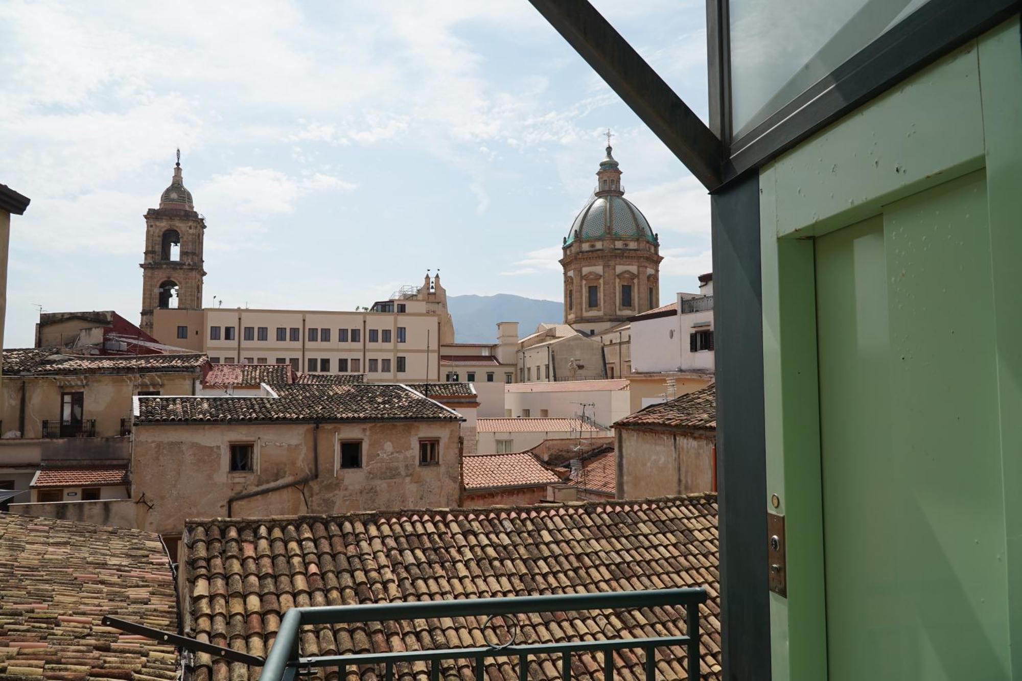 Appartamento Ottanio- Quattro Canti 200 Mt Palermo Exterior foto