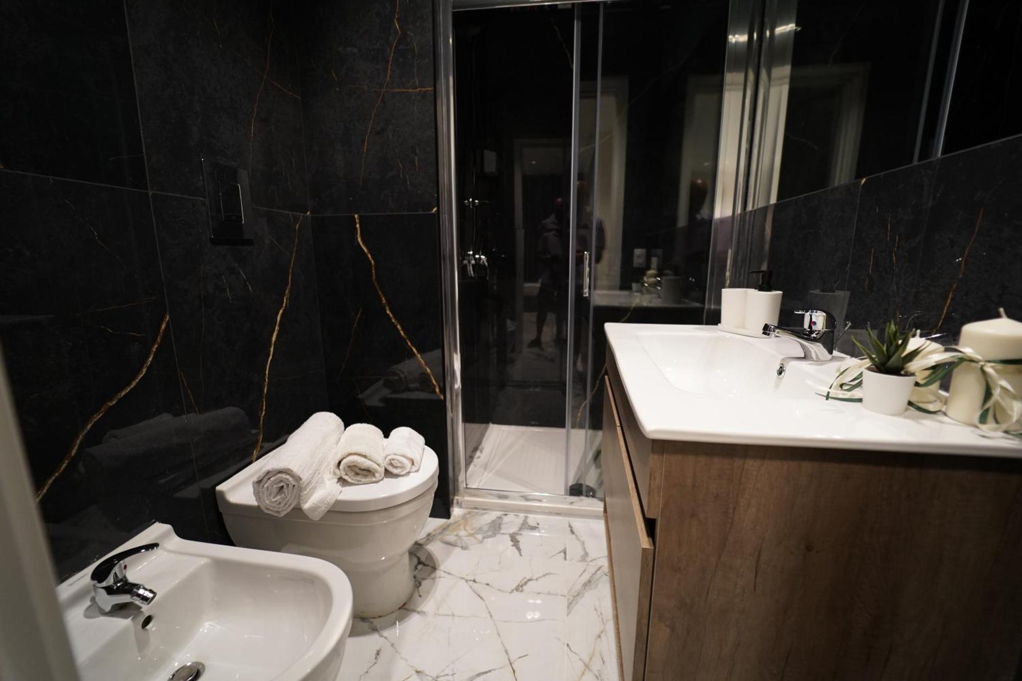 Appartamento Ottanio- Quattro Canti 200 Mt Palermo Exterior foto